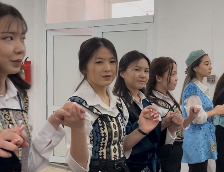 «Шаңырақ күні»: день семьи и преемственности поколений.