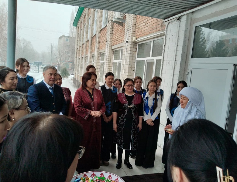 «Шаңырақ күні»: день семьи и преемственности поколений.