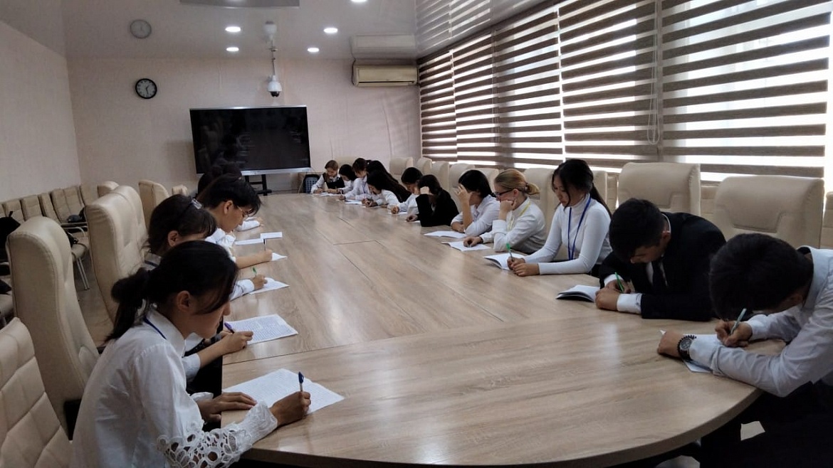 Внутриколледжный конкурс эссе