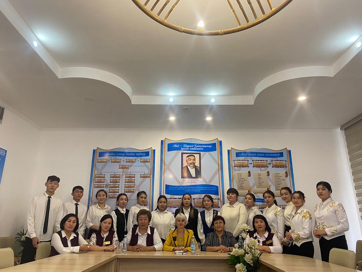 Очередная встреча «Ай қонағы» в колледже