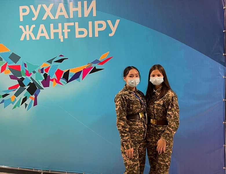 Участие студентов в проводах призывников в армию