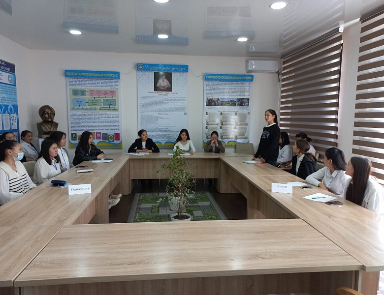 Дебаты «Наука и инновации-будущее молодежи»