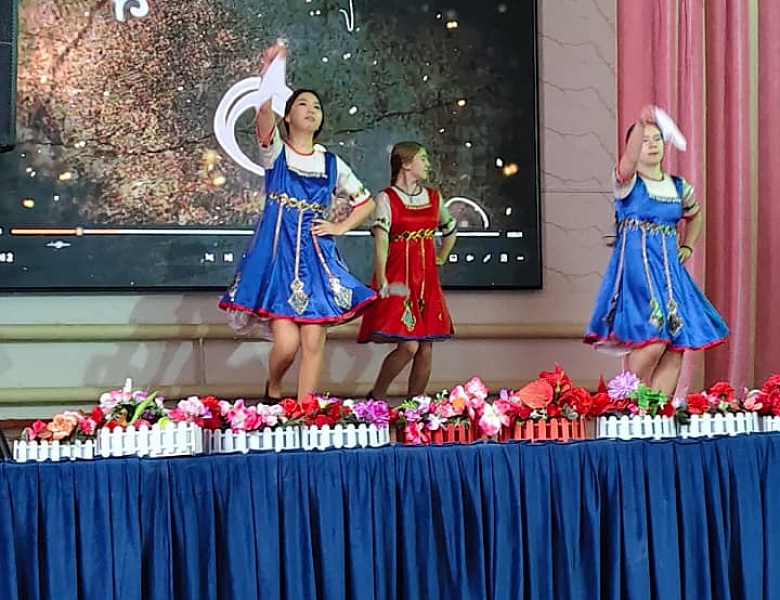 Под единым шаныраком