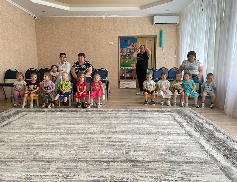 Праздник малышам!