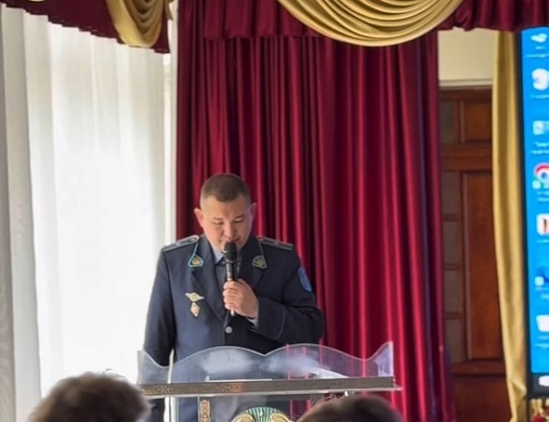 Молодежь колледжа против наркотиков!