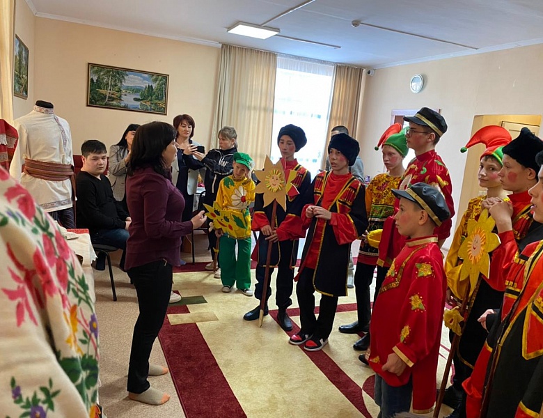 Праздничный вечер в детском доме «Үміт»