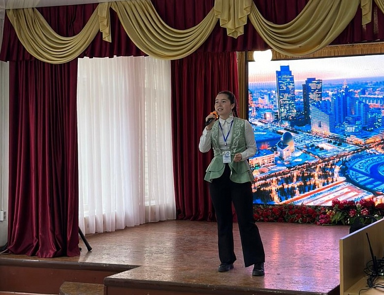 Конкурс чтецов «Родину свою люблю и о ней в стихах пою!»