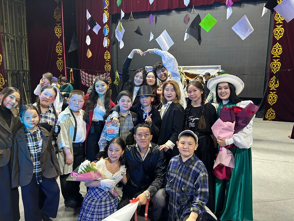 И вновь театр!