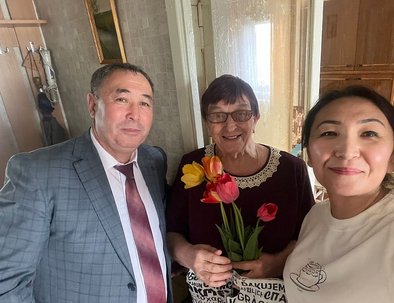 Поздравление ветеранов тыла