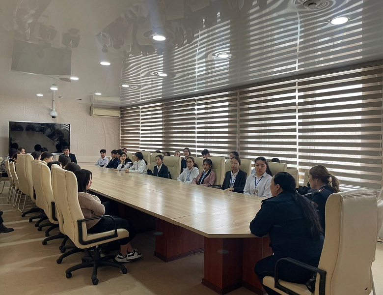 Встреч с сотрудниками правоохранительных органов