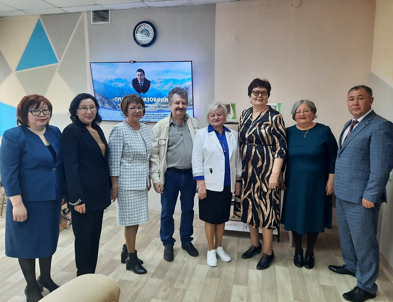 Круглый стол