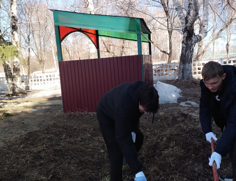 Акция «100 добрых дел» для пожилых людей