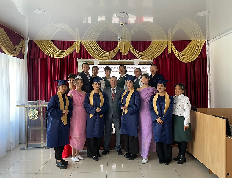 Открытие декады «Ғылымшеруі»