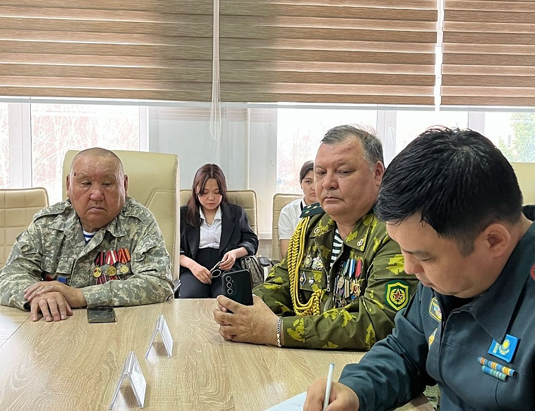 Встреча «Ұлы Отан соғысы: 80 жылдық тарихи мұра»