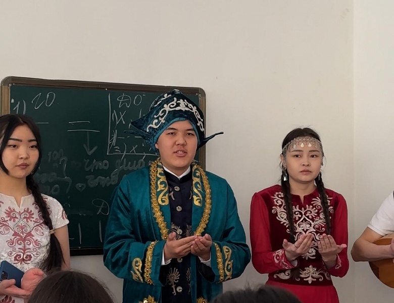 День «Көрісу күні – амал мерекесі»