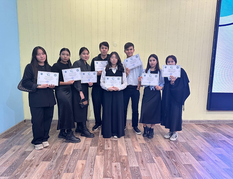 Дебаты, посвященные Дню Республики