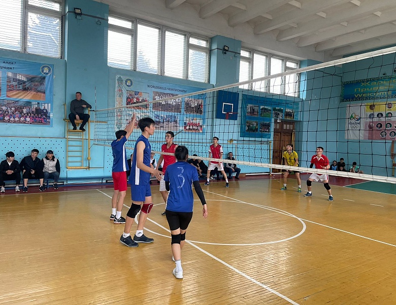 Внутриколледжные соревнования по волейболу